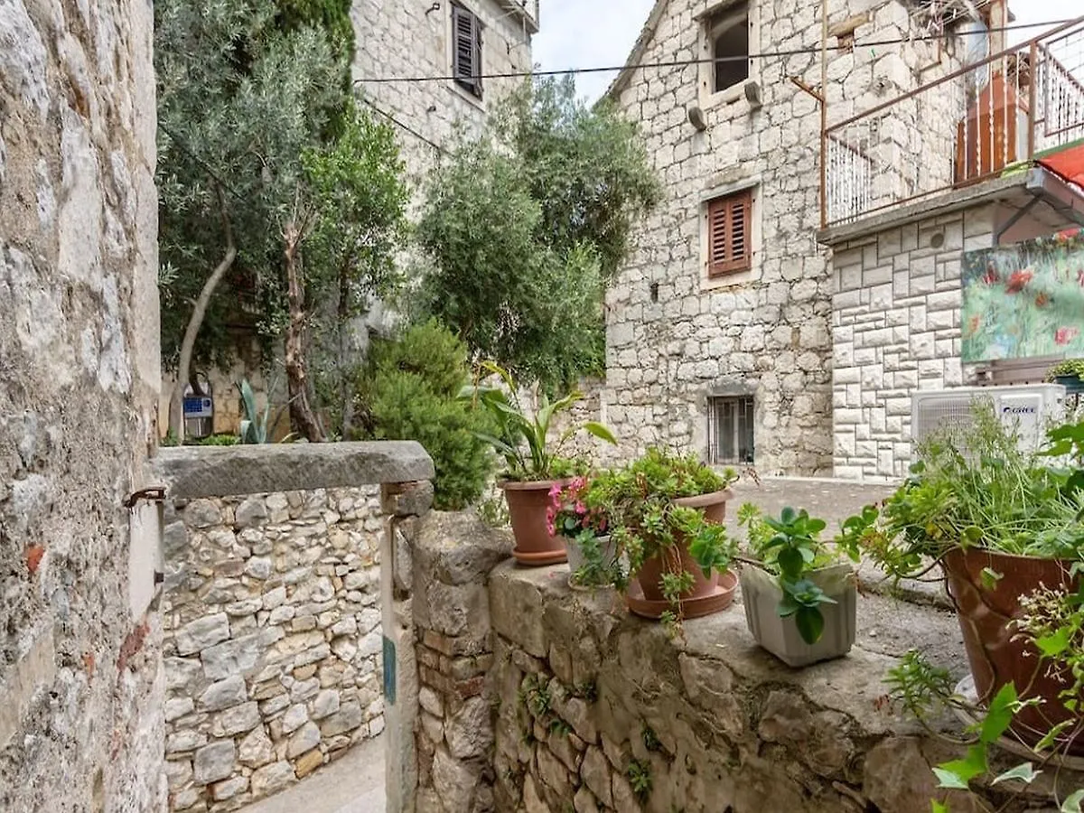 Apartment Bova Split